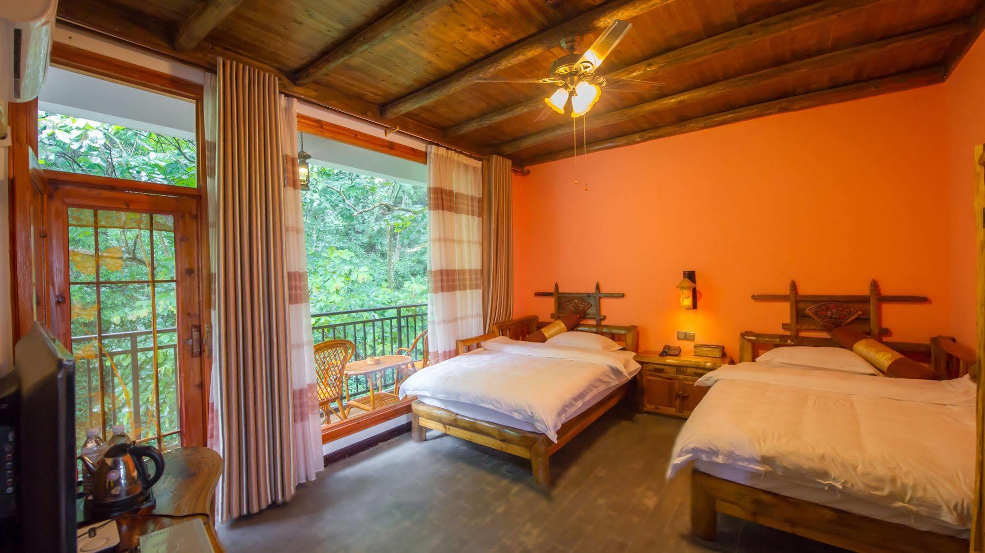 Hotel Yangshuo Scenic Mountain Retreat Exterior foto