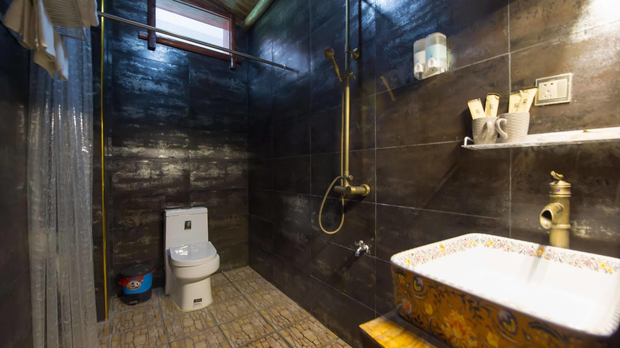 Hotel Yangshuo Scenic Mountain Retreat Exterior foto