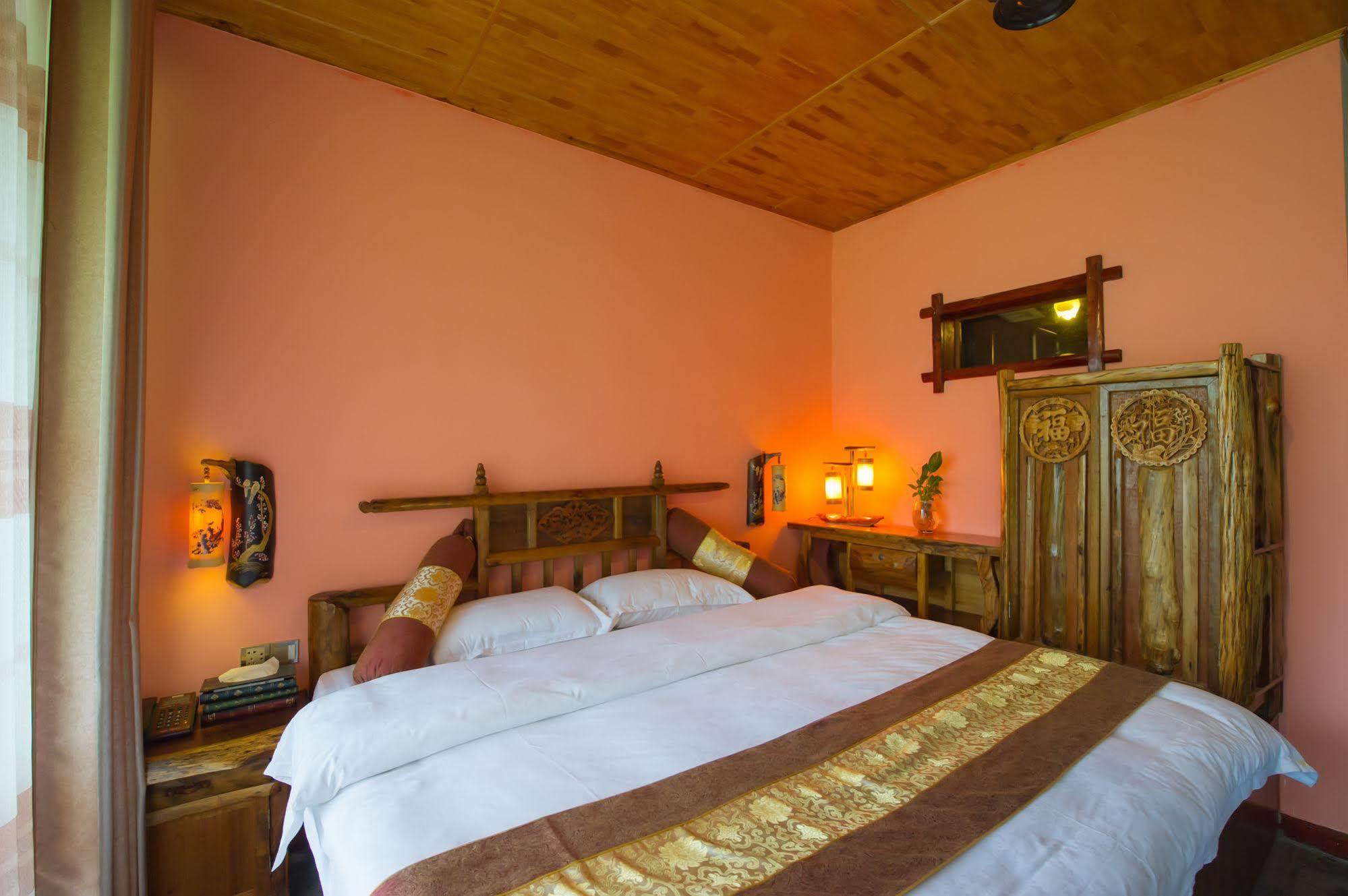 Hotel Yangshuo Scenic Mountain Retreat Exterior foto