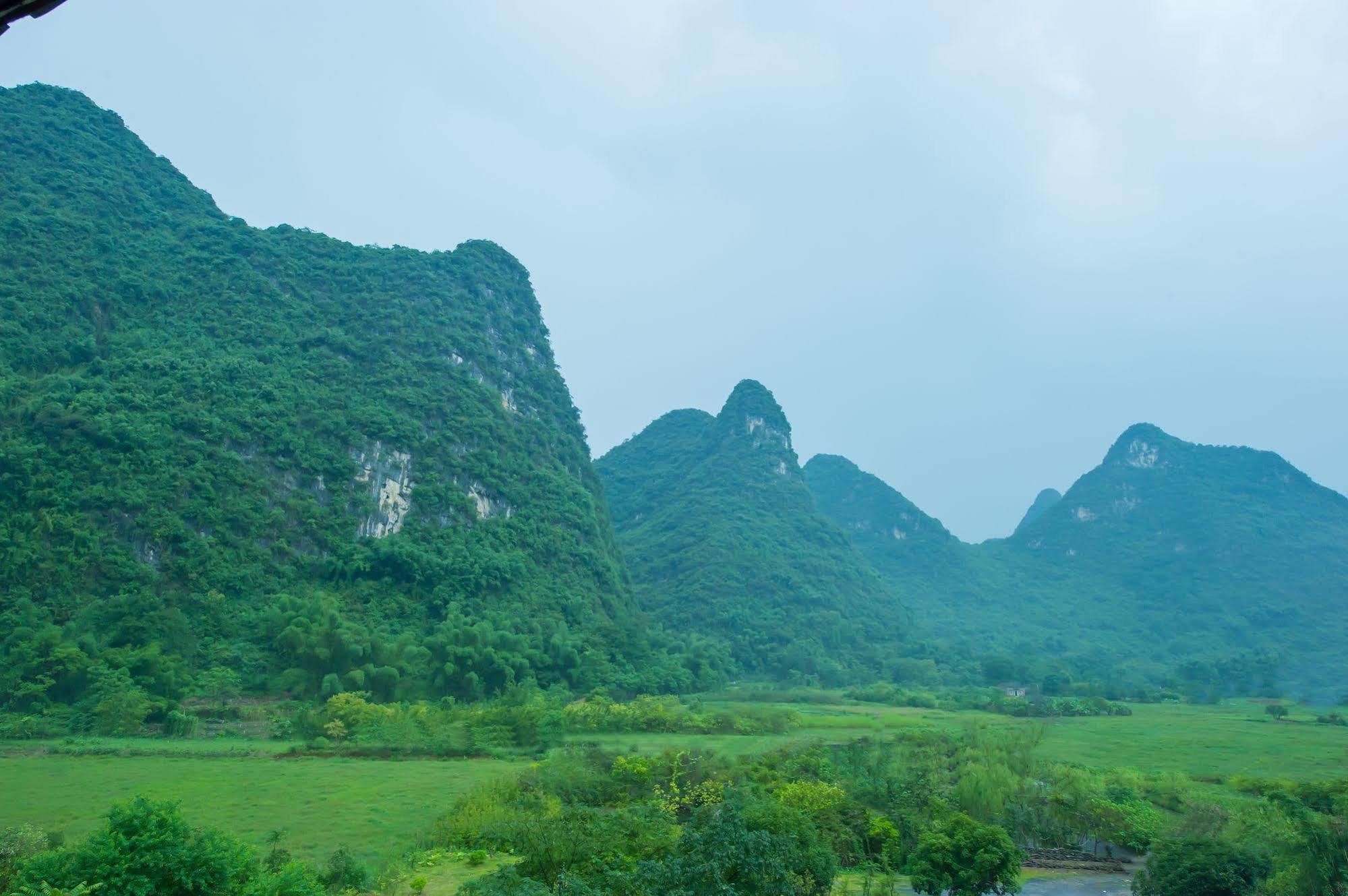 Hotel Yangshuo Scenic Mountain Retreat Exterior foto